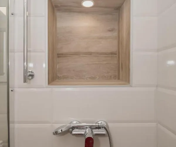 Decor Kut Διαμέρισμα Βις